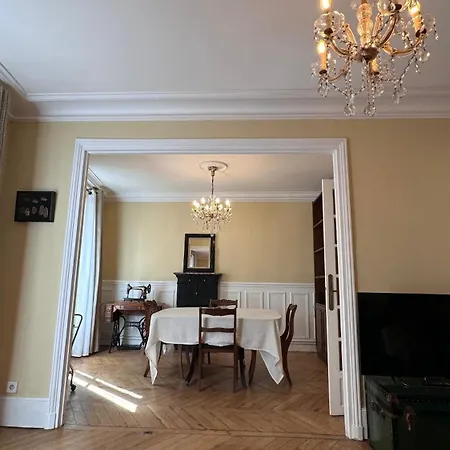 Maison Des Artistes